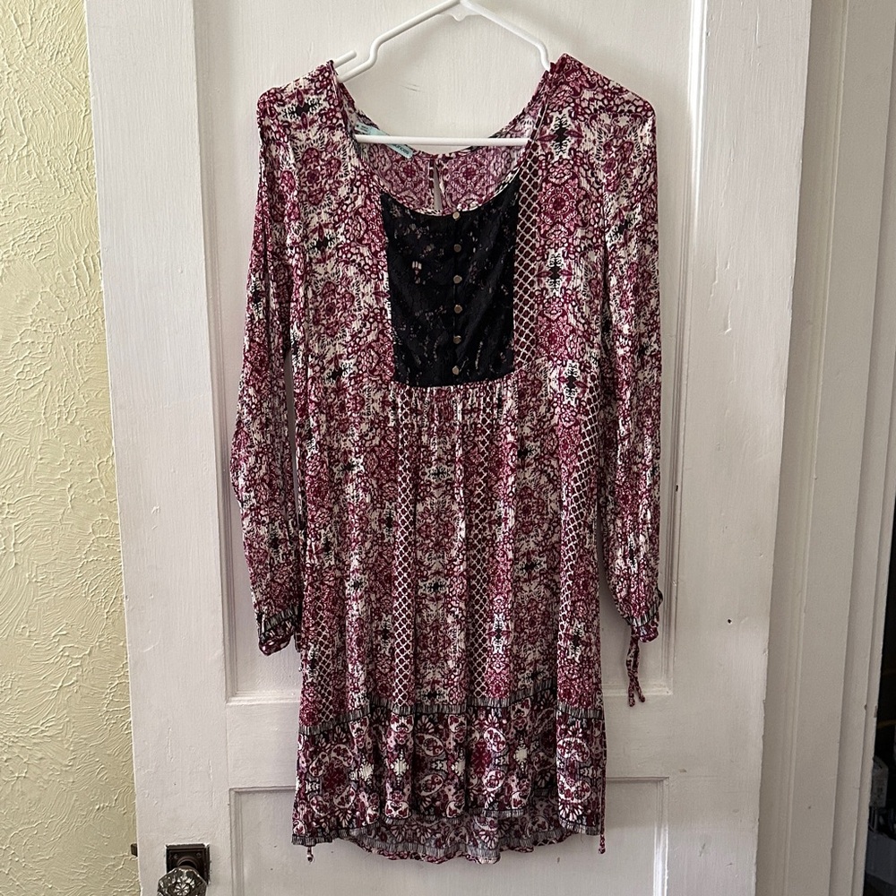 🌻🌻 3 for $15.00 Maurices Floral Mini Dress - Pink and Black